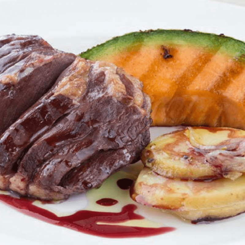 receta confit de pato con chutney de calabaza asada con frutos secos y jugo de carne con frambuesas